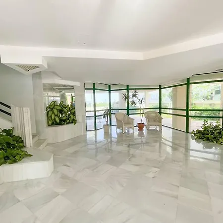 Apartman Seafront With Direct Access To The *